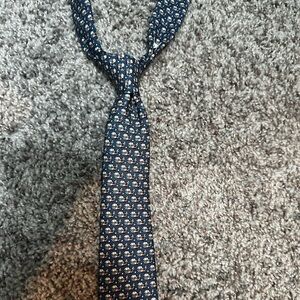 Vineyard Vines Tie